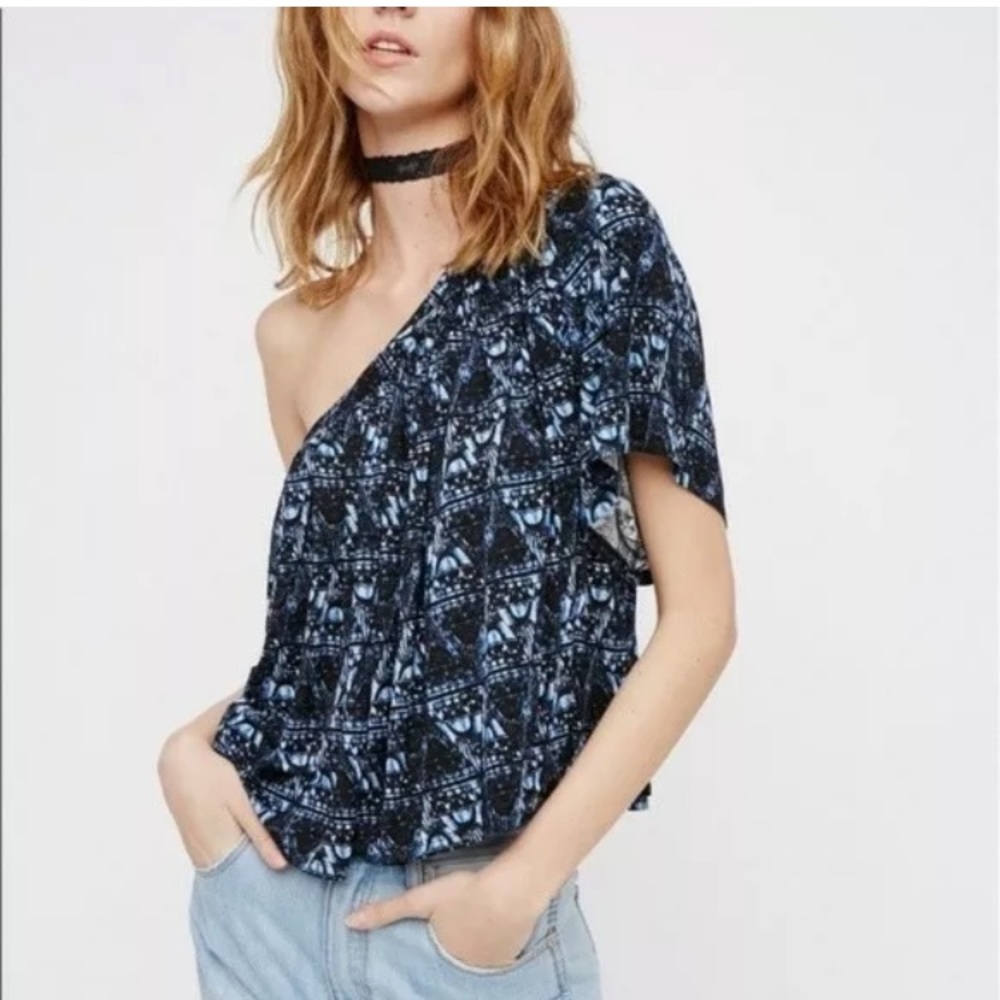 🌟Free People Ocean Avenue One Shoulder Top🌟